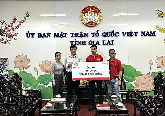 Vietlott ủng hộ 5 tỉnh, thành miền Trung khắc phục hậu quả lũ lụt