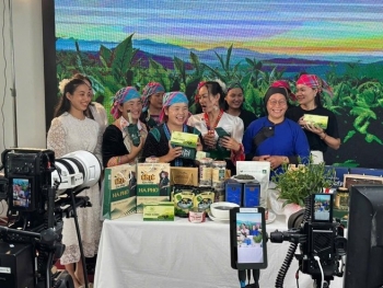 Thúc đẩy thương mại điện tử, nâng giá trị nông sản Việt