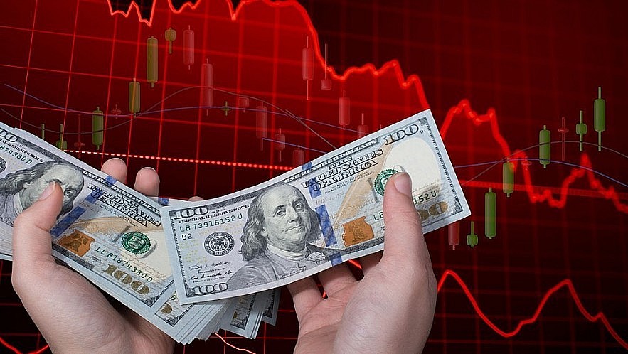 Lãi suất liên ngân hàng neo trên 7%, tỷ giá hạ theo đà suy yếu của USD Lãi suất liên ngân hàng neo trên 7%, tỷ giá hạ theo đà suy yếu của USD