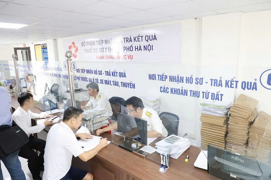 Siết chặt quản lý, sử dụng các nguồn lực tài chính, ngân sách Siết chặt quản lý, sử dụng các nguồn lực tài chính, ngân sách