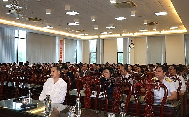 Thuế TP. Đà Nẵng bồi dưỡng kỹ năng xử phạt vi phạm hành chính trong lĩnh vực thuế Thuế TP. Đà Nẵng bồi dưỡng kỹ năng xử phạt vi phạm hành chính trong lĩnh vực thuế