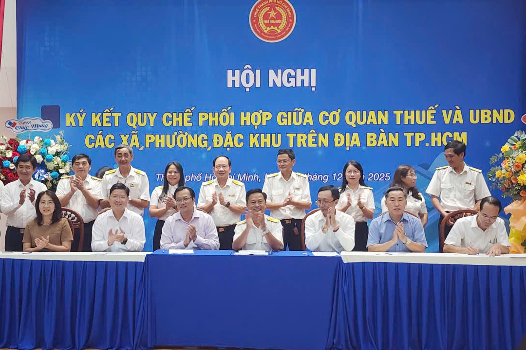 Thuế TP. Hồ Chí Minh phối hợp cùng chính quyền cơ sở tăng cường công tác quản lý thuế Thuế TP. Hồ Chí Minh phối hợp cùng chính quyền cơ sở tăng cường công tác quản lý thuế