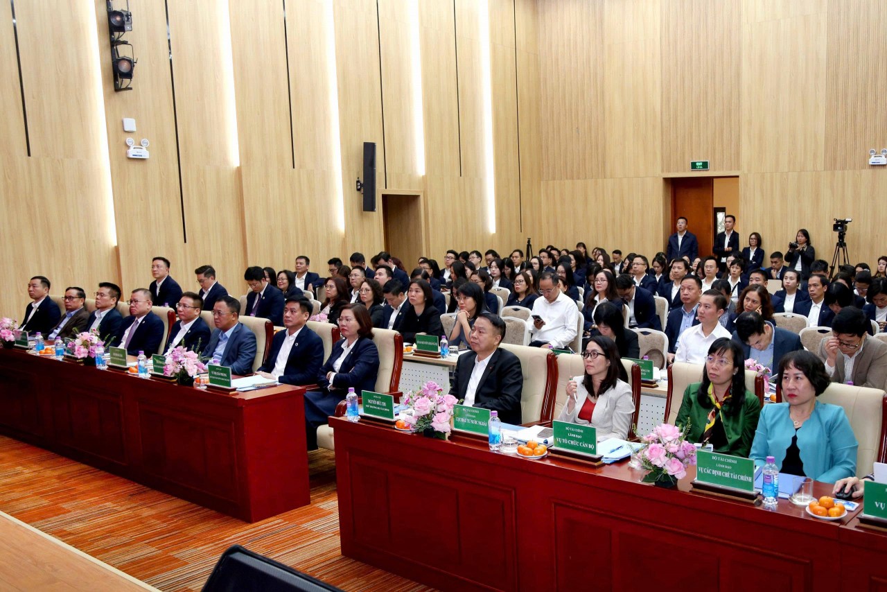 Thị trường chứng khoán Việt Nam năm 2025 tạo nền tảng cho giai đoạn phát triển mới Thị trường chứng khoán Việt Nam năm 2025 tạo nền tảng cho giai đoạn phát triển mới