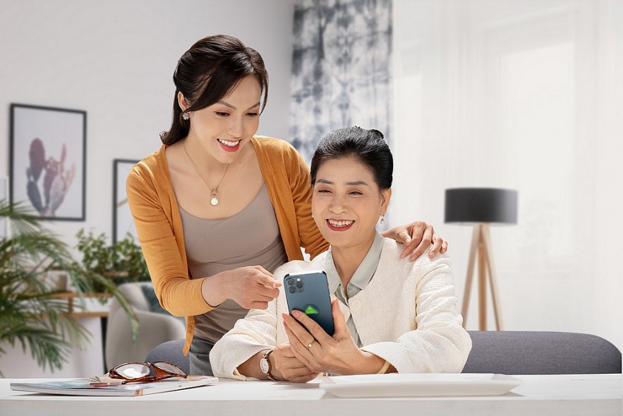 Phát Lộc khi tham gia gửi tiết kiệm tại BIDV Phát Lộc khi tham gia gửi tiết kiệm tại BIDV