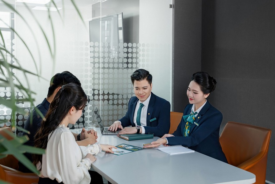 Phát Lộc khi tham gia gửi tiết kiệm tại BIDV Phát Lộc khi tham gia gửi tiết kiệm tại BIDV