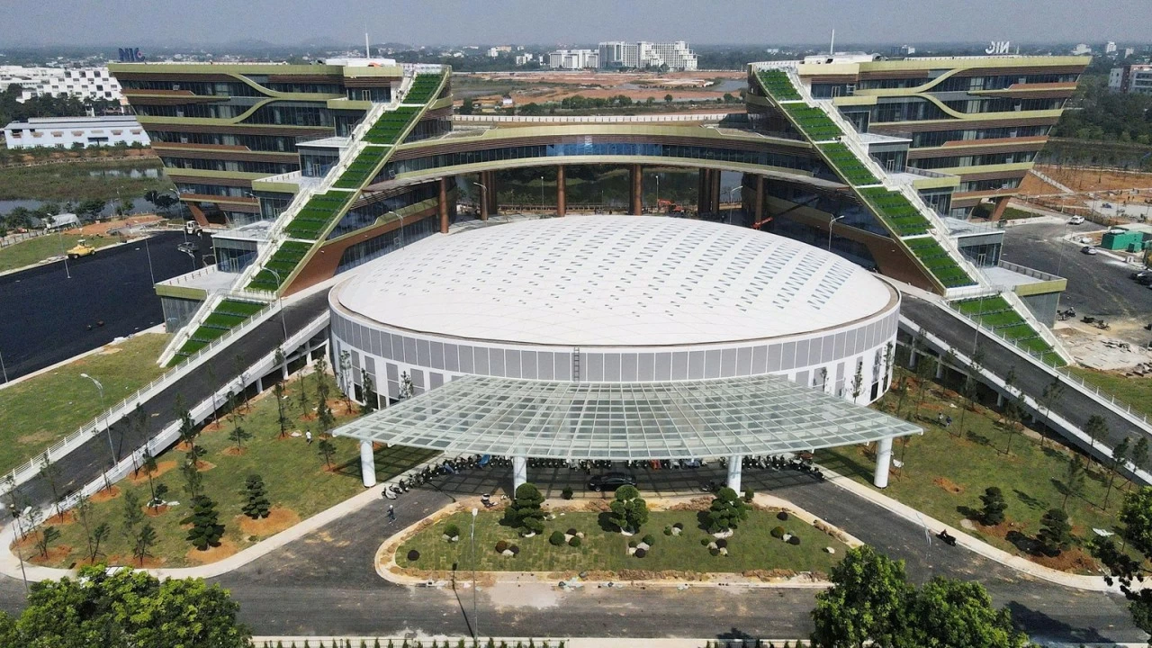 Kiến tạo diện mạo cho “thung lũng Silicon” công nghệ cao Hòa Lạc