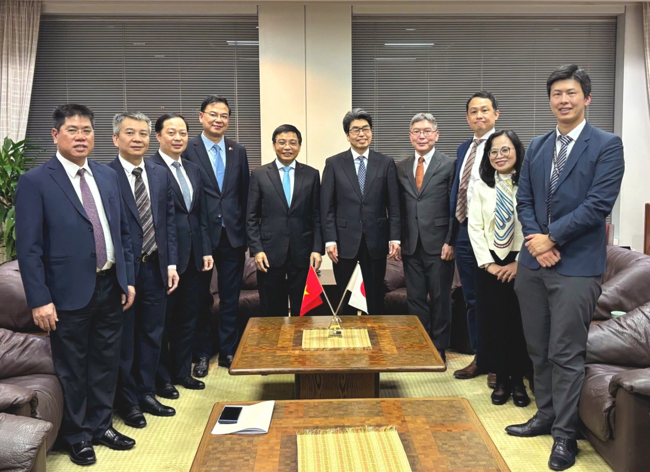 Bộ trưởng Nguyễn Văn Thắng làm việc với Thống đốc Ngân hàng Hợp tác quốc tế Nhật Bản