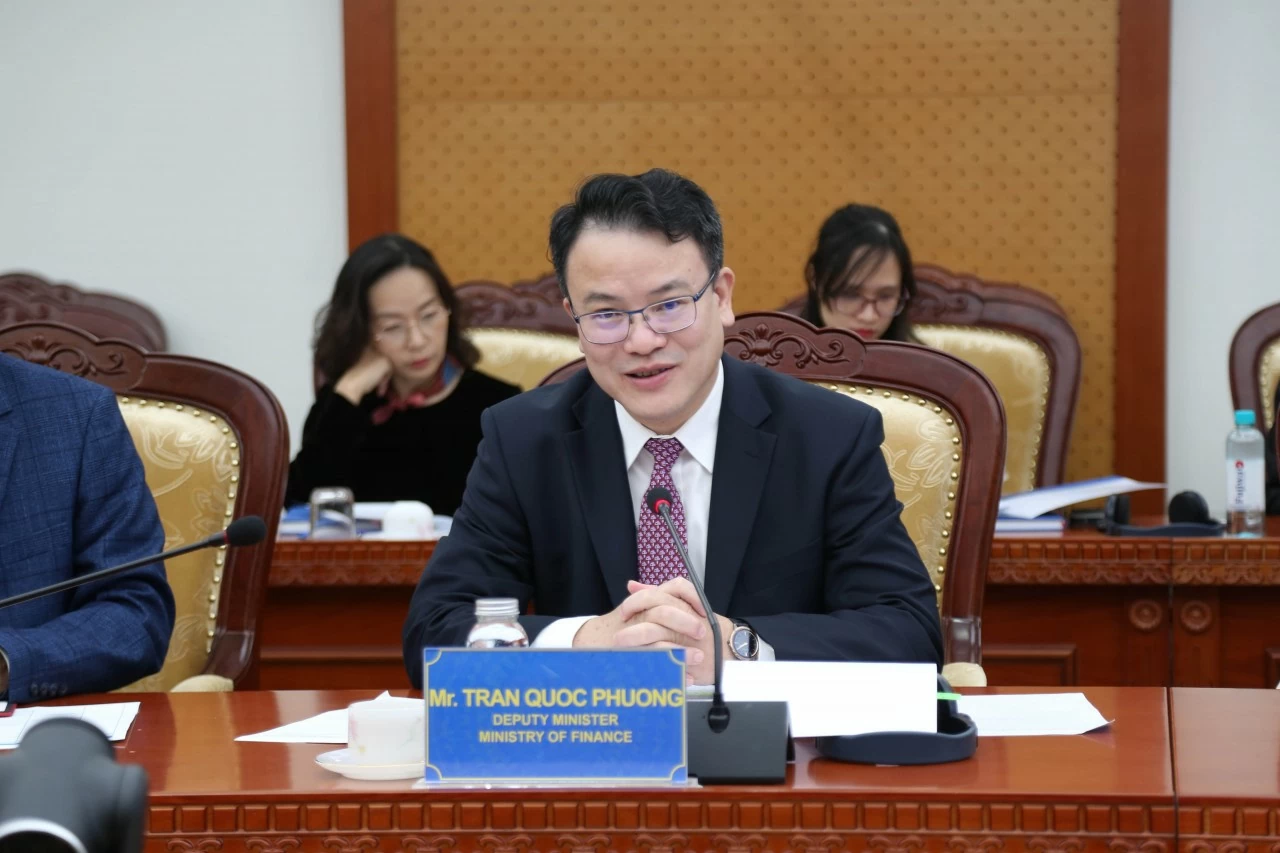 Bộ Tài chính tăng cường quản lý tài chính công với tầm nhìn trung hạn Bộ Tài chính tăng cường quản lý tài chính công với tầm nhìn trung hạn