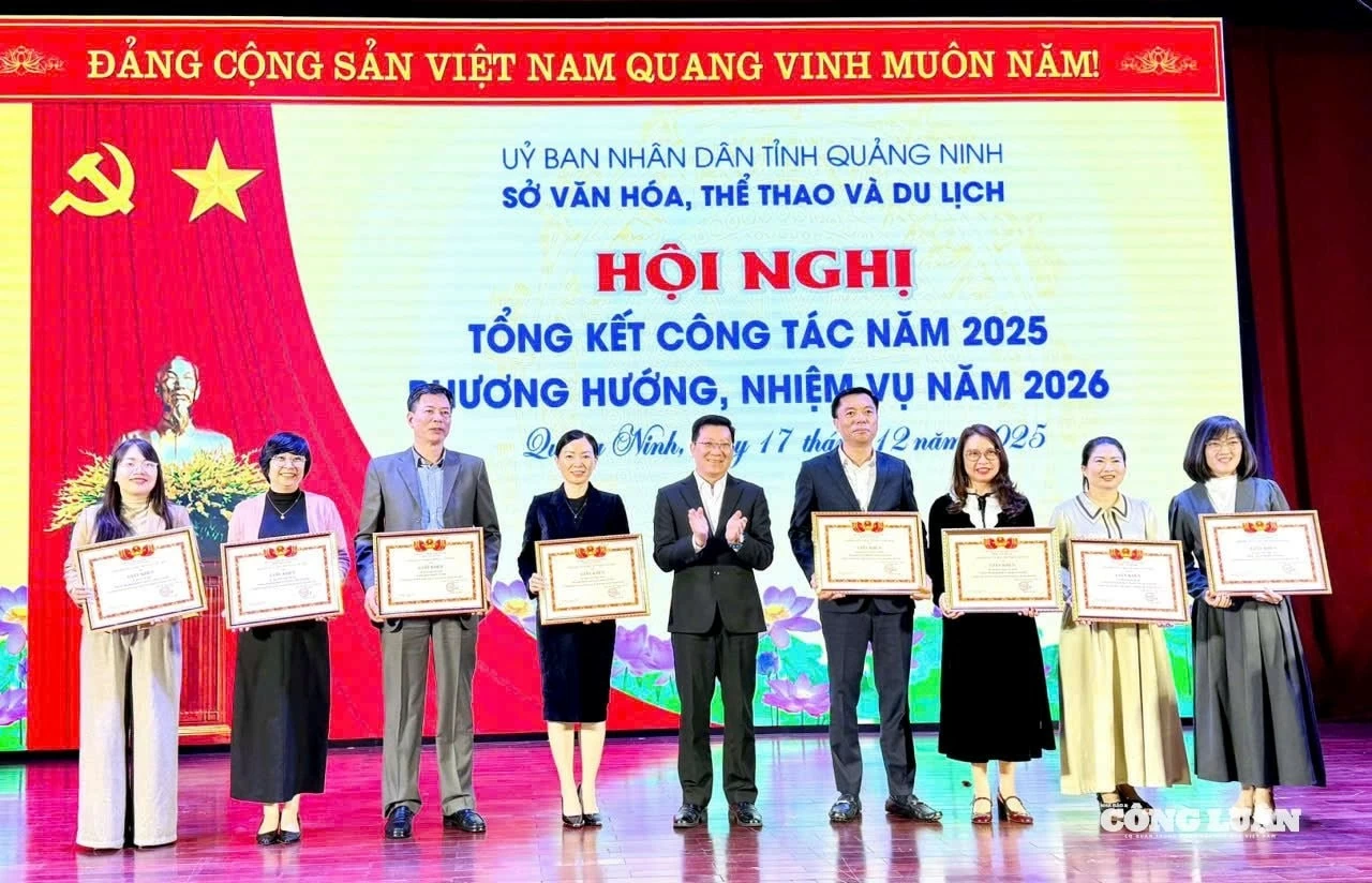 Quảng Ninh phấn đấu thu trên 65.000 tỷ đồng từ du lịch trong năm 2026 Quảng Ninh phấn đấu thu trên 65.000 tỷ đồng từ du lịch trong năm 2026