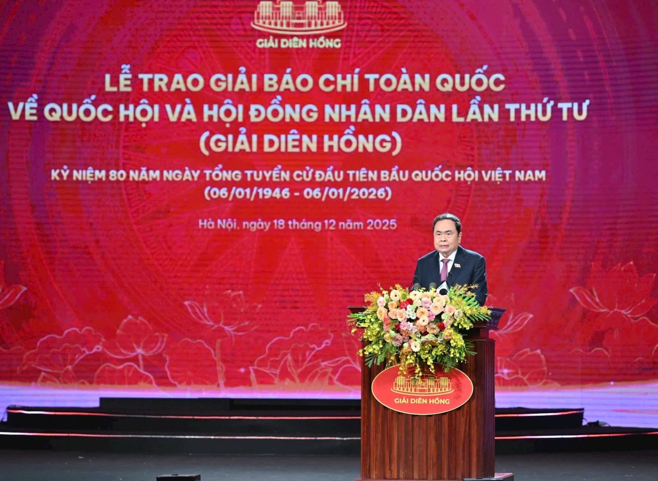 Giải Diên Hồng lần thứ tư: Vinh danh 64 tác phẩm báo chí xuất sắc Giải Diên Hồng lần thứ tư: Vinh danh 64 tác phẩm báo chí xuất sắc