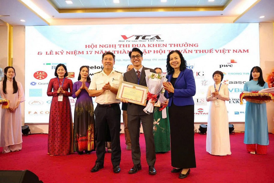 Thuế, kế toán Trọng Tín - Nơi doanh nghiệp gửi trọn niềm tin Thuế, kế toán Trọng Tín - Nơi doanh nghiệp gửi trọn niềm tin