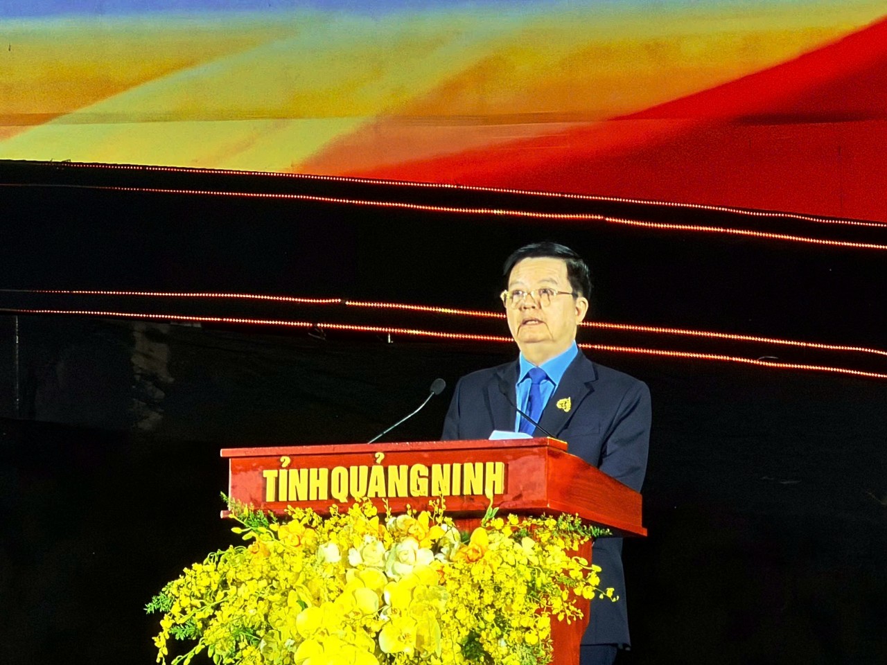 Đồng chí Mai Văn Chính, Phó Thủ tướng Chính phủ, nhấn mạnh về giá trị đặc biệt của Quần thể di tích và danh thắng Yên Tử - Vĩnh Nghiêm - Côn Sơn, Kiếp Bạc.