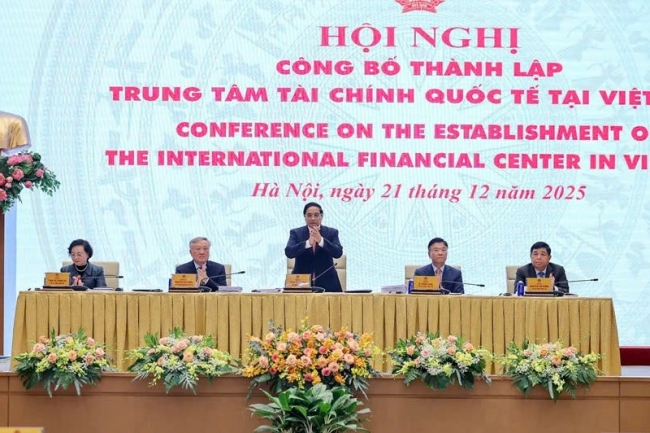 Trung tâm tài chính quốc tế đi vào hoạt động: Biểu tượng của tinh thần dám nghĩ lớn, làm lớn