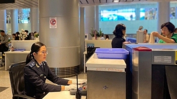 Chi cục Hải Quản khu vực XII thu ngân sách đạt 20.823 tỷ đồng, vượt chỉ tiêu