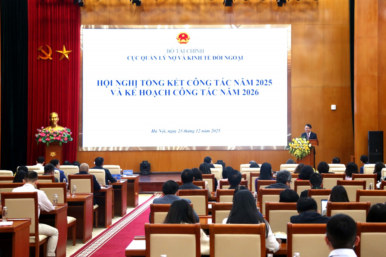 Chủ động hội nhập quốc tế sâu rộng, quản lý nợ công chặt chẽ, an toàn Chủ động hội nhập quốc tế sâu rộng, quản lý nợ công chặt chẽ, an toàn