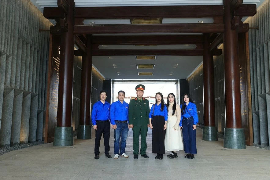 Tuổi trẻ Vụ I, Bộ Tài chính tri ân lịch sử, sẻ chia với học sinh vùng khó khăn tại Điện Biên