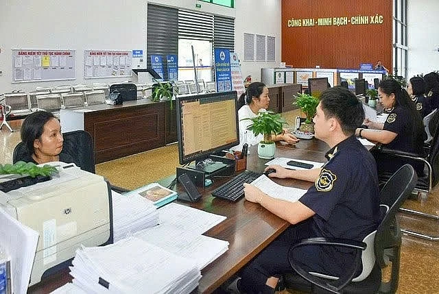 Hải quan khu vực VII: Cải cách để tạo thuận lợi cho doanh nghiệp, thu ngân sách bứt phá Hải quan khu vực VII: Cải cách để tạo thuận lợi cho doanh nghiệp, thu ngân sách bứt phá
