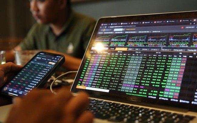 Một cá nhân bị xử phạt 1,5 tỷ đồng do thao túng cổ phiếu CRC