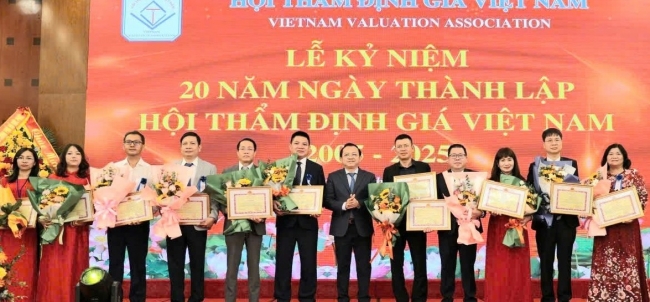 "Cánh tay" nối dài của Bộ Tài chính trong việc tổ chức, xây dựng, phát triển nghề thẩm định giá
