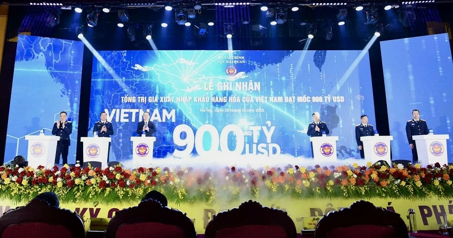 Hải quan công bố giá xuất nhập  khẩu hàng hóa của Việt Nam cán mốc 900 tỷ USD