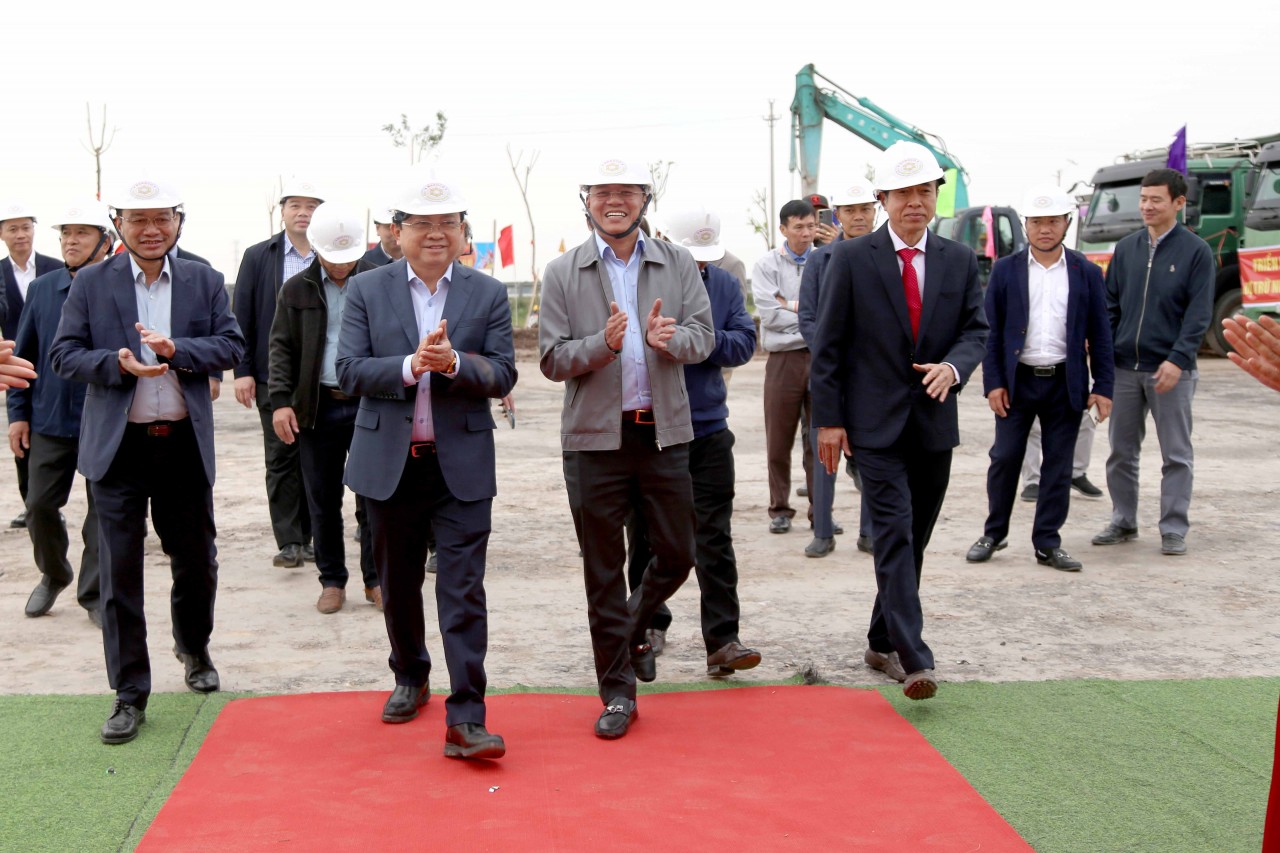 Triến khai xây dựng Dự án Kho dự trữ Thái Bình