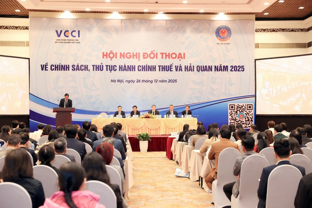 Chủ tịch VCCI: Bộ Tài chính liên tục đi đầu trong cải cách hành chính, chuyển đổi số Chủ tịch VCCI: Bộ Tài chính liên tục đi đầu trong cải cách hành chính, chuyển đổi số