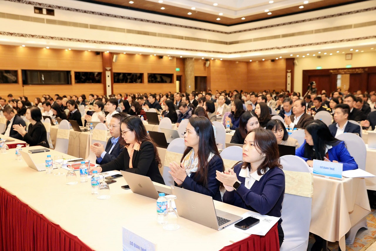 Cục Thuế chỉ đạo khẩn trương giải quyết vướng mắc của người nộp thuế tại hội nghị đối thoại