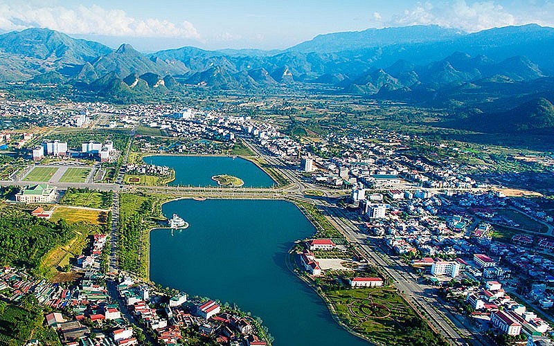 Phát huy lợi thế để bứt phá phát triển xanh, nhanh, bền vững