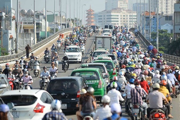 Xe ô tô sản xuất từ 2017 phải đạt chuẩn khí thải Euro 3 vào tháng 3/2026