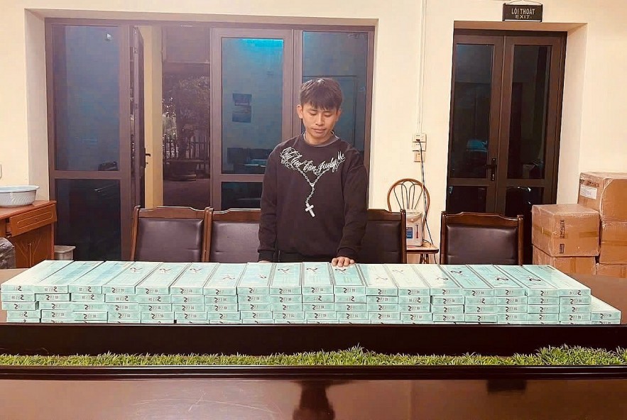 Hải quan kịp thời ngăn chặn vụ nhập lậu thuốc lá lớn qua cửa khẩu Lào Cai