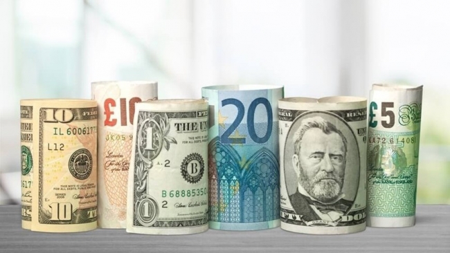 Tỷ giá USD hôm nay (27/12): Ngân hàng thương mại giảm, "chợ đen" tăng mạnh ở chiều bán ra