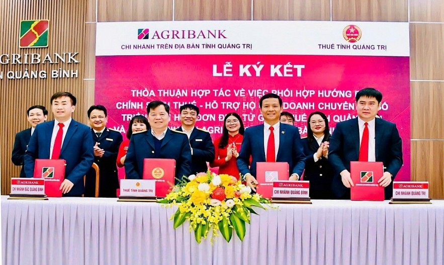 Thuế tỉnh Quảng Trị hợp tác với Agribank hỗ trợ hộ kinh doanh chuyển đổi số