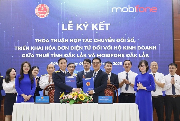 Thuế tỉnh Đắk Lắk và MobiFone ký thỏa thuận hợp tác triển khai hóa đơn điện tử đối với hộ kinh doanh