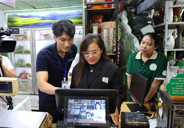 Thuế tỉnh Đắk Lắk đẩy nhanh hỗ trợ hộ kinh doanh chuyển đổi từ thuế khoán sang kê khai