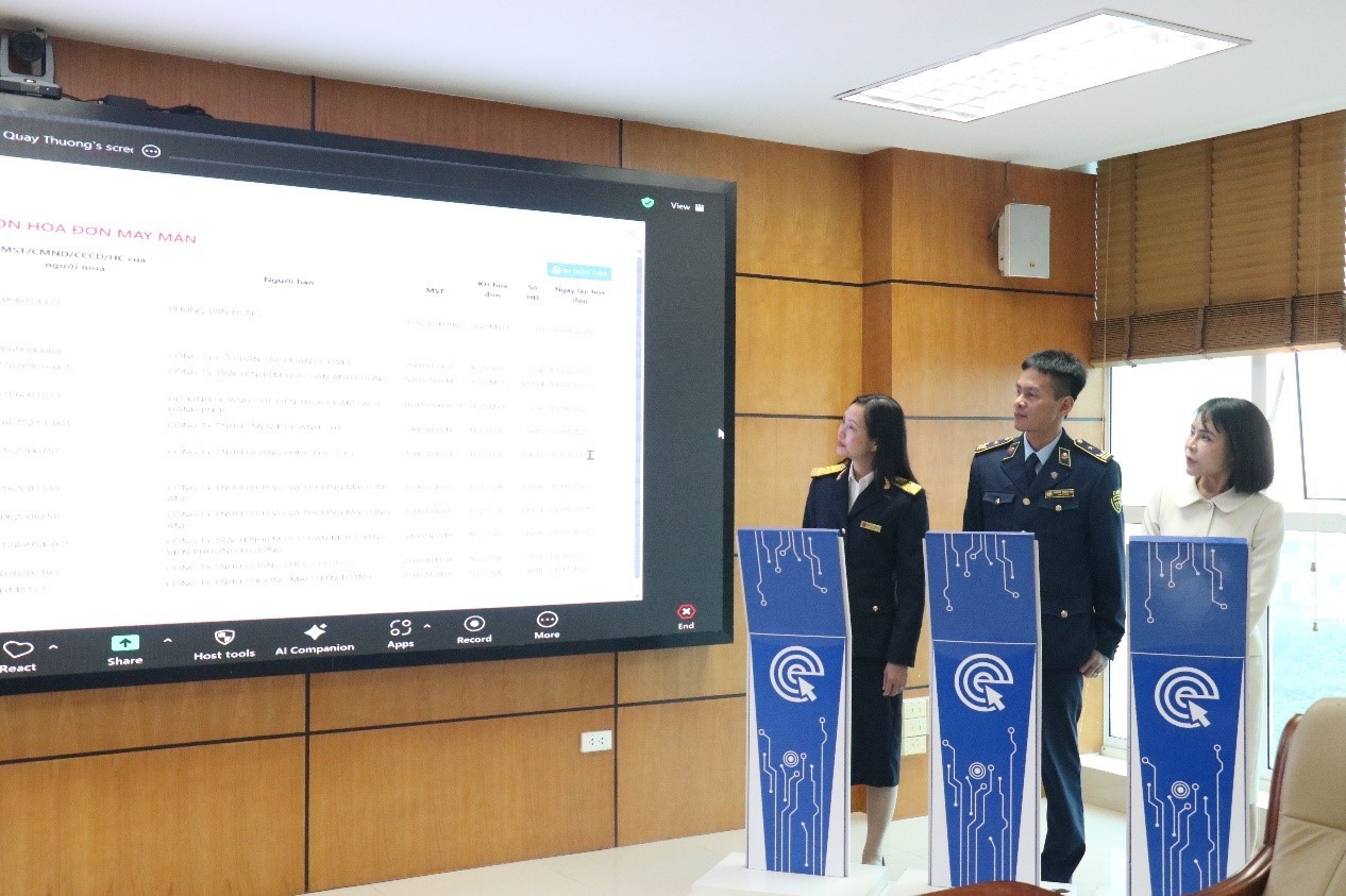 Thuế tỉnh Phú Thọ: Tiếp tục tìm ra 36 chủ nhân “Hóa đơn may mắn” quý III/2025 Thuế tỉnh Phú Thọ: Tiếp tục tìm ra 36 chủ nhân “Hóa đơn may mắn” quý III/2025