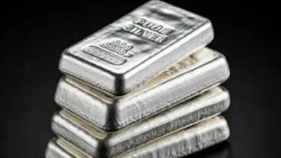 Ngày 30/12: Giá bạc tụt hơi, giảm sốc