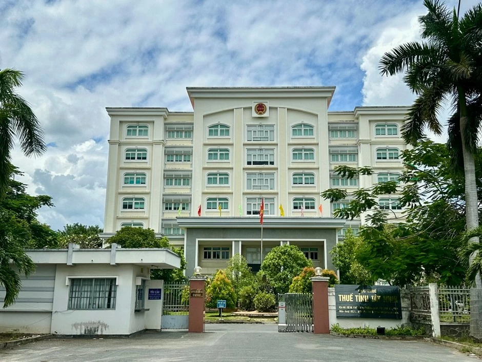 Ngành Thuế tỉnh Tây Ninh đặt mục tiêu tăng 10% so với năm 2025 Ngành Thuế tỉnh Tây Ninh đặt mục tiêu tăng thu ngân sách 10% so với năm 2025