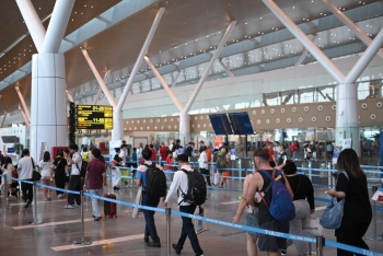 Cảng hàng không Tân Sơn Nhất dự kiến phục vụ khoảng 131.000 khách/ngày dịp Tết Dương lịch 2026