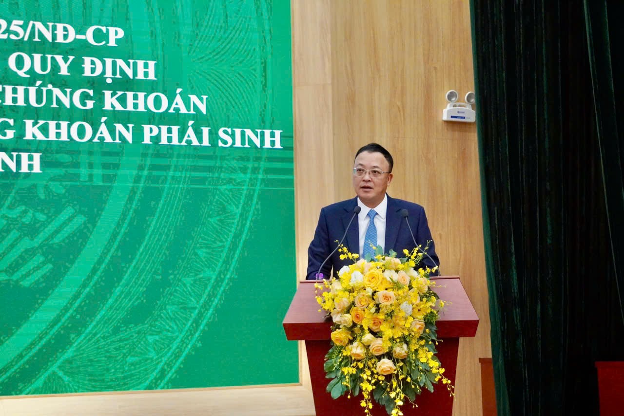 Nâng chế tài xử phạt nhưng vẫn hài hòa mục tiêu phát triển thị trường chứng khoán