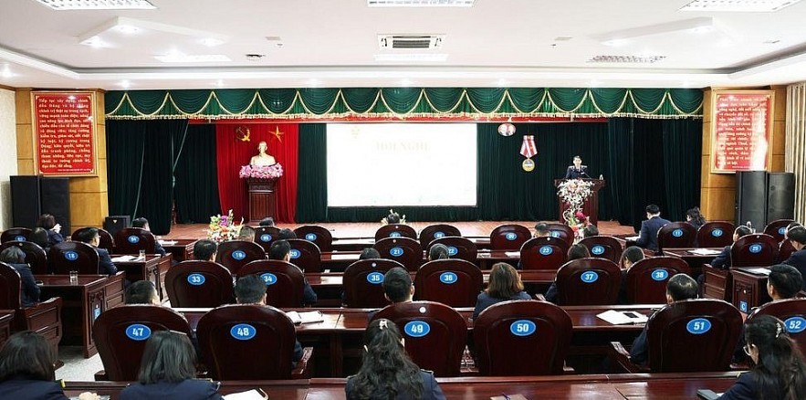 Thuế tỉnh Sơn La thu ngân sách năm 2025 tăng hơn 35% so với cùng kỳ Thuế tỉnh Sơn La thu ngân sách năm 2025 tăng hơn 35% so với cùng kỳ