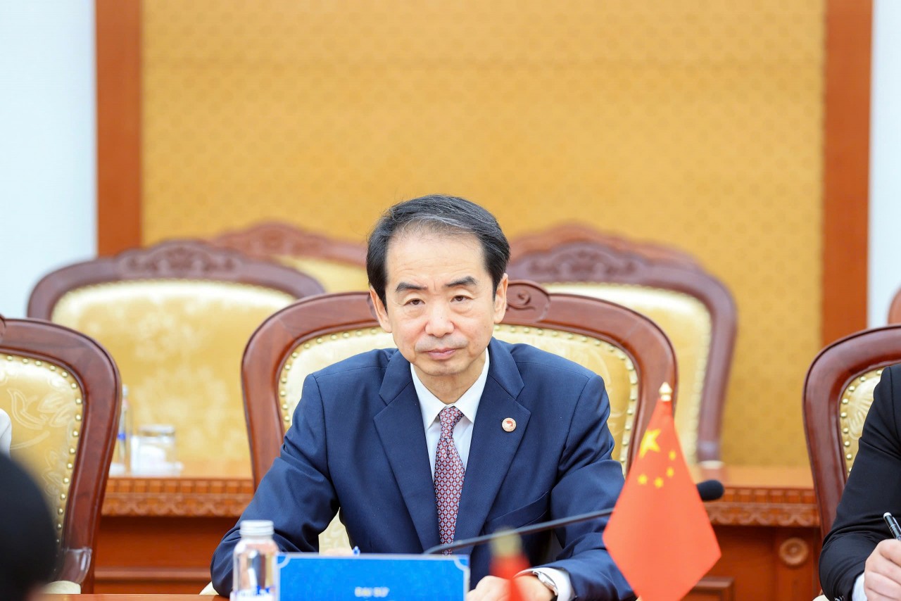 Bộ trưởng Nguyễn Văn Thắng tiếp đại sứ Trung Quốc tại Việt Nam Hà Vĩ