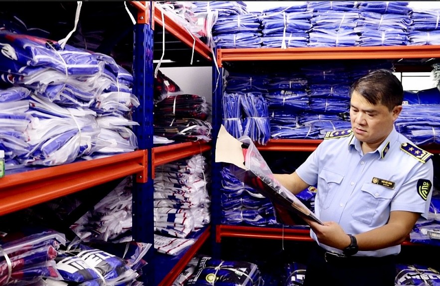 Hơn 371 tỷ đồng thu ngân sách từ 27.000 vụ vi phạm, quản lý thị trường