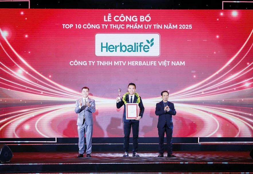Đồng hành bền bỉ vì sức khỏe và hạnh phúc cộng đồng Đồng hành bền bỉ vì sức khỏe và hạnh phúc cộng đồng