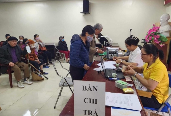 Chi trả lương hưu, trợ cấp bảo hiểm xã hội tháng 2, 3/2026 vào cùng kỳ chi trả tháng 2