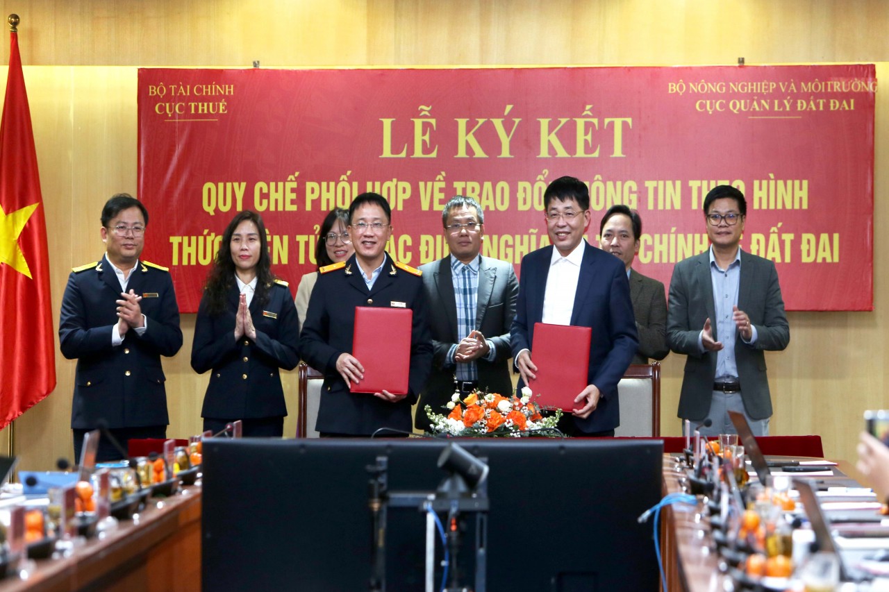 Liên thông, điện tử hóa việc xác định nghĩa vụ tài chính liên quan đến đất đai Liên thông, điện tử hóa việc xác định nghĩa vụ tài chính liên quan đến đất đai