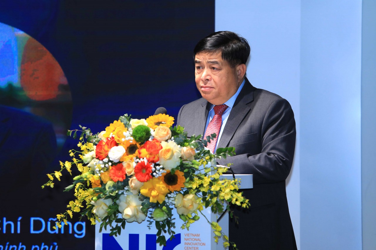 Đổi mới sáng tạo: Từ nền tảng bản sao số đến phát triển các ngành công nghệ chiến lược Đổi mới sáng tạo: Từ nền tảng bản sao số đến phát triển các ngành công nghệ chiến lược