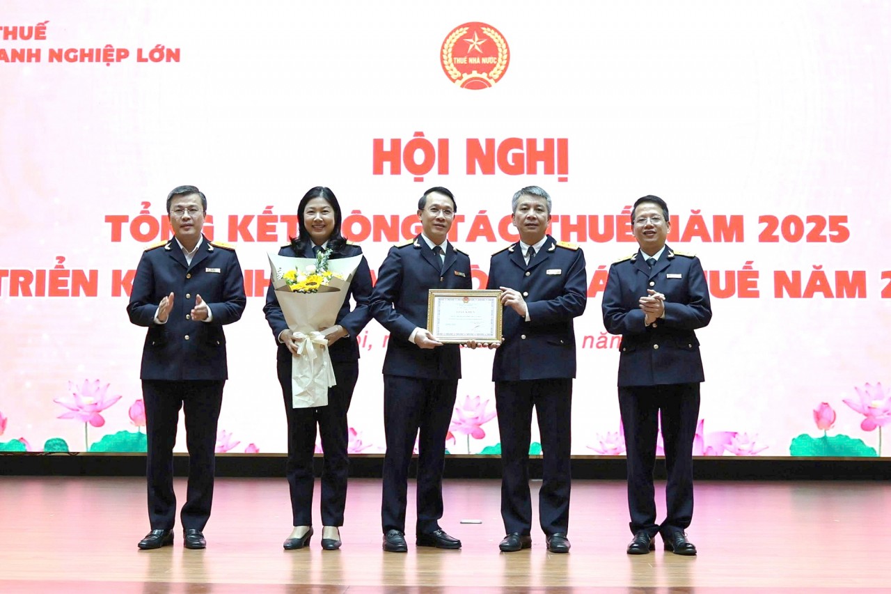 Sớm xây dựng Cơ sở dữ liệu 360 độ phục vụ quản lý thuế khối doanh nghiệp lớn Sớm xây dựng Cơ sở dữ liệu 360 độ phục vụ quản lý thuế khối doanh nghiệp lớn