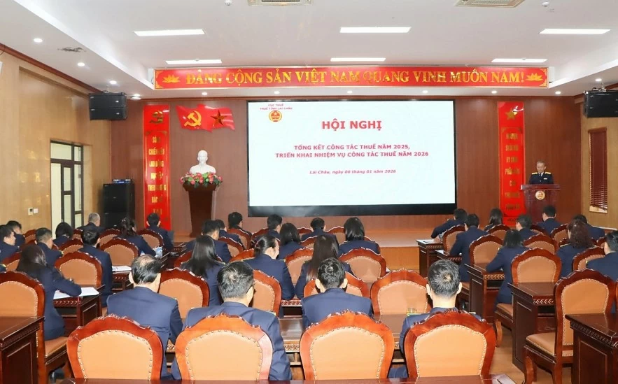 Lai Châu: Thu ngân sách năm 2025 tăng hơn 30% so với cùng kỳ Lai Châu: Thu ngân sách năm 2025 tăng hơn 30% so với cùng kỳ
