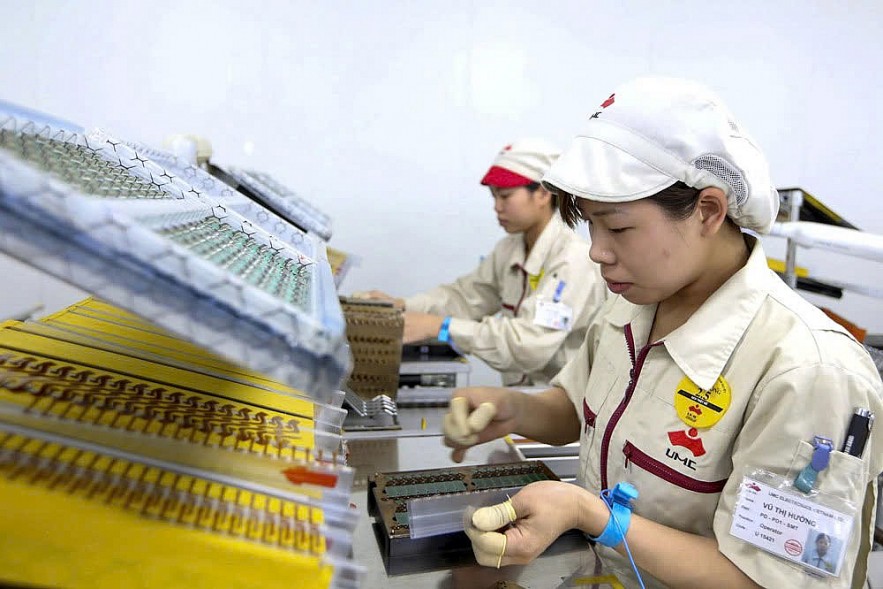 Tăng trưởng xuất khẩu bứt phá, mở dư địa lớn cho năm 2026 Tăng trưởng xuất khẩu bứt phá, mở dư địa lớn cho năm 2026