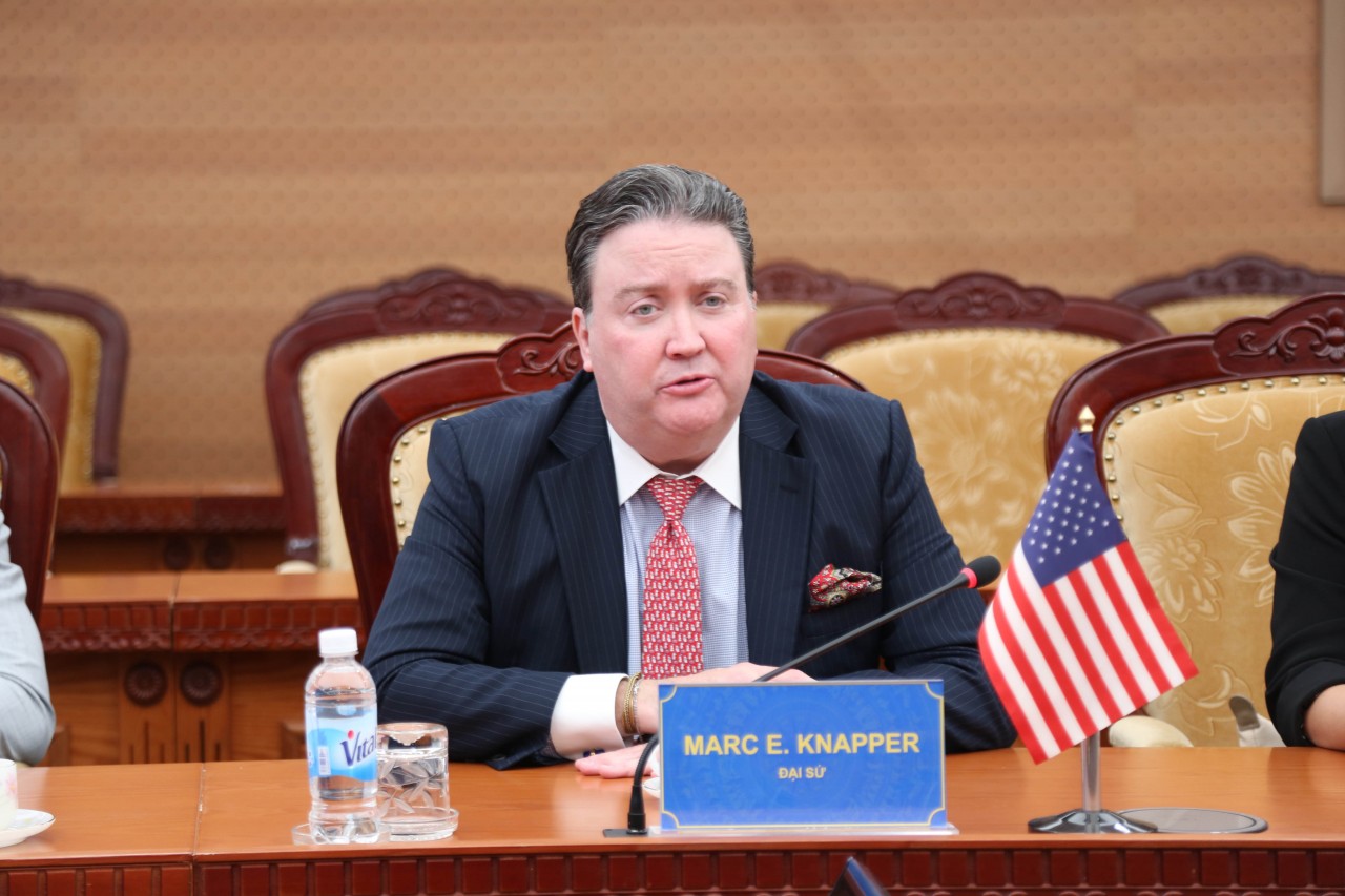 Bộ trưởng Nguyễn Văn Thắng tiếp Đại sứ Hoa Kỳ Marc Knapper đến chào từ biệt